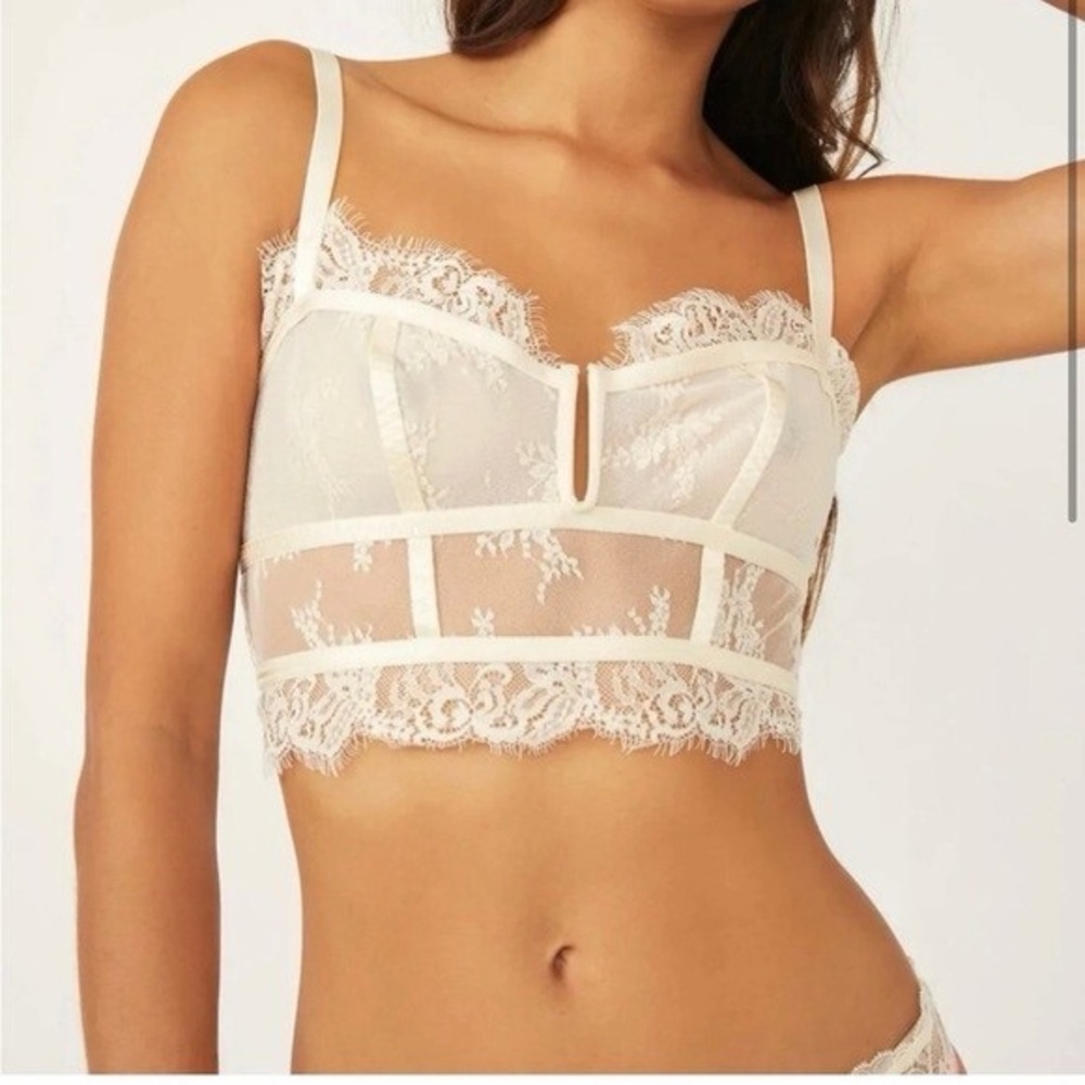 𝐍𝐖𝐓 | Intimately Free People Layer In Lace Bustier Ivory Sheer Lace Bralette